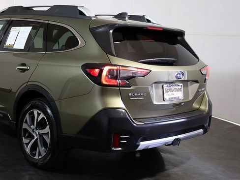 Used 2020 Subaru Outback Touring w/ Popular Package #2 AWD/4WD image 11
