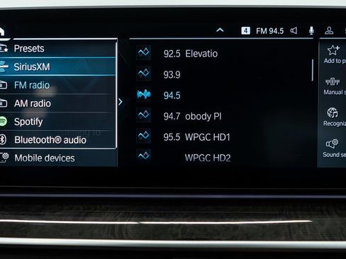 Used 2023 BMW 530e xDrive w/ Executive Package image 31