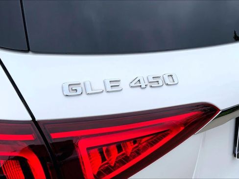 Used 2021 Mercedes-Benz GLE 450 4MATIC image 29