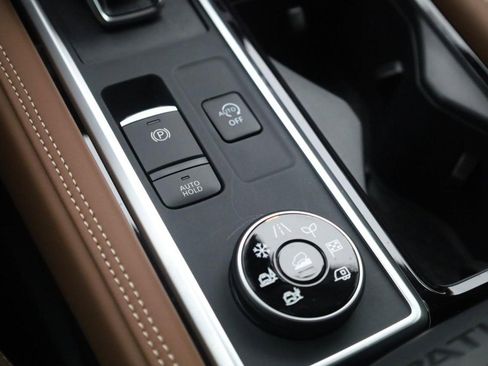 New 2026 Nissan Pathfinder Platinum w/ Cargo Package image 20