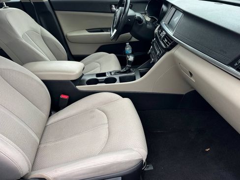 Used 2017 Kia Optima Premium w/ Hybrid Convenience Package FWD image 15