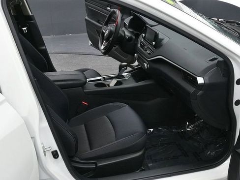 Used 2021 Nissan Altima 2.5 S image 9