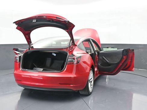 Used 2022 Tesla Model 3 Standard Range image 71