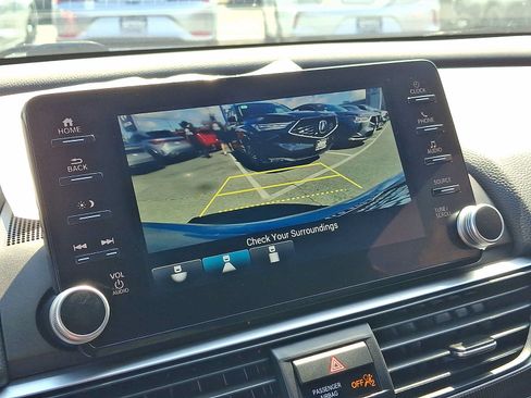 Used 2021 Honda Accord Sport image 17