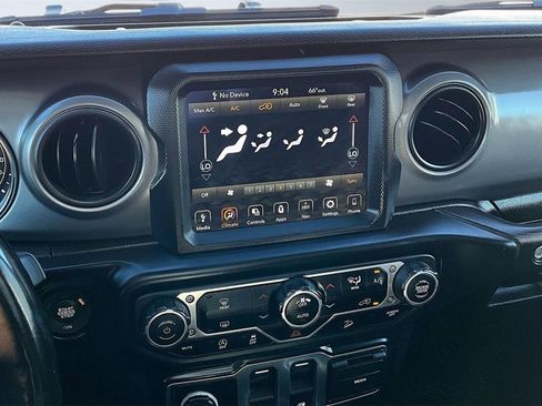 Used 2021 Jeep Wrangler Willys image 7