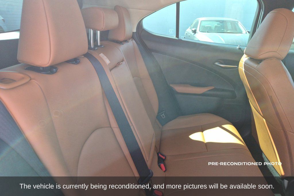 Used 2020 Lexus UX 250h w/ Premium Package AWD/4WD image 13