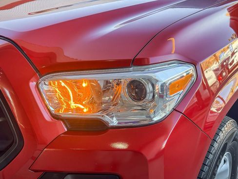 Certified 2023 Toyota Tacoma SR AWD/4WD image 9