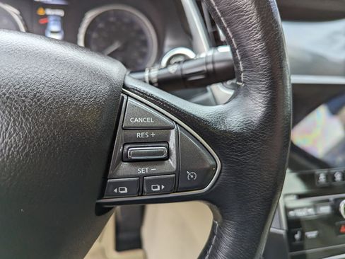 Used 2015 INFINITI Q50 Premium w/ Navigation Package image 17