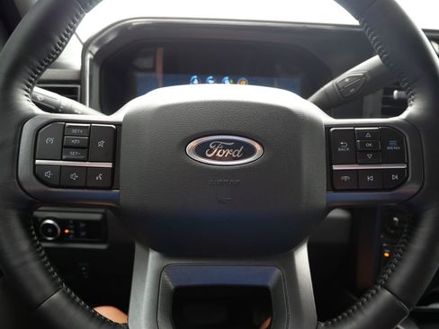 Used 2024 Ford F250 Lariat w/ Sport Appearance Package AWD/4WD image 25
