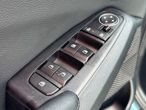 Certified 2024 Kia Seltos EX AWD/4WD image 17