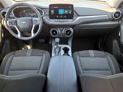 Used 2025 Chevrolet Blazer LT FWD image 14
