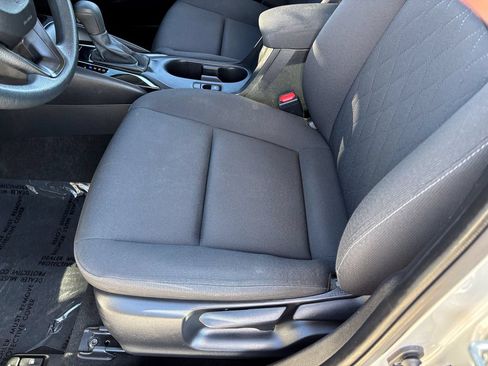 Used 2024 Toyota Corolla LE FWD image 20