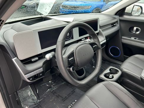 Used 2023 Hyundai Ioniq 5 Limited image 16