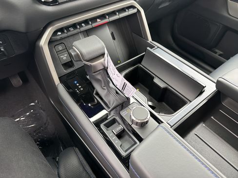 New 2026 Toyota Tundra Platinum AWD/4WD image 24