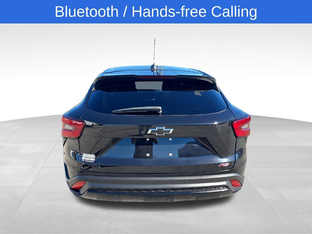 Used 2026 Chevrolet Trax RS FWD image 5