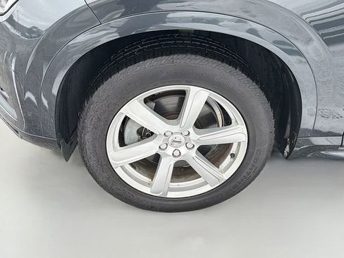 Used 2021 Volvo XC90 T6 Momentum image 31