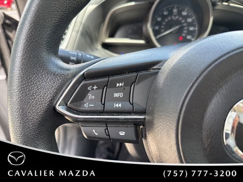 Used 2018 MAZDA MAZDA3 Sport w/ Preferred Equipment Package FWD image 13