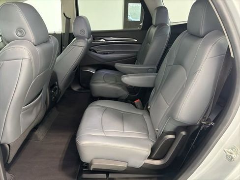 Used 2020 Buick Enclave Essence w/ Sport Touring Edition image 27