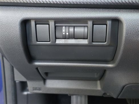 New 2025 Subaru Crosstrek 2.5i Premium image 25