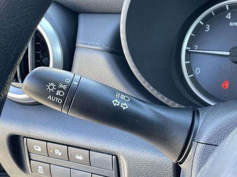 New 2025 Nissan Versa S w/ Trunk Package image 22