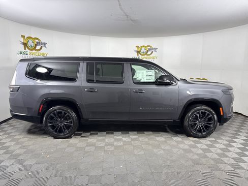 New 2026 Jeep Grand Wagoneer L Summit AWD/4WD image 11