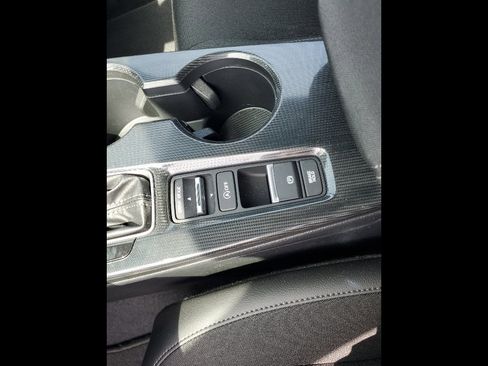 Used 2025 Honda Civic Sport image 28