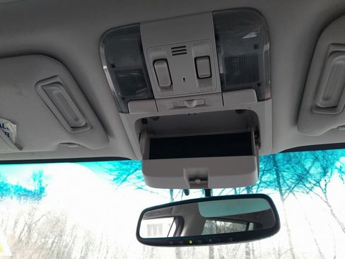 Used 2013 Subaru Outback 3.6R Limited image 38