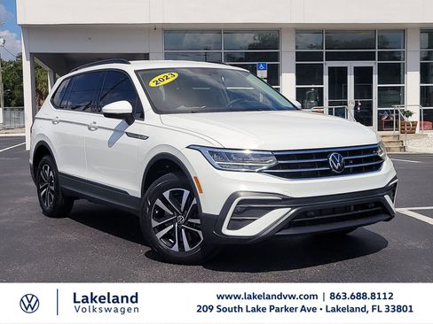 Used 2023 Volkswagen Tiguan S FWD image 1
