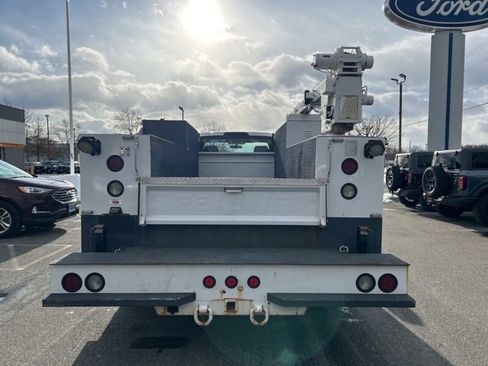 Used 2019 Ford F450 XL w/ Power Equipment Group image 6