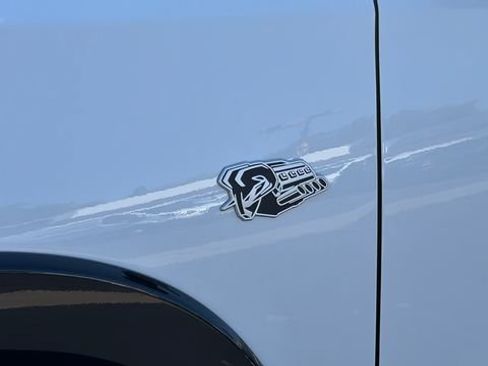 New 2026 RAM 1500 Laramie AWD/4WD image 12