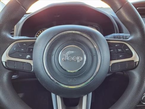 Used 2015 Jeep Renegade Sport w/ Power & Air Group FWD image 10