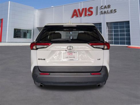 Used 2023 Toyota RAV4 LE image 7