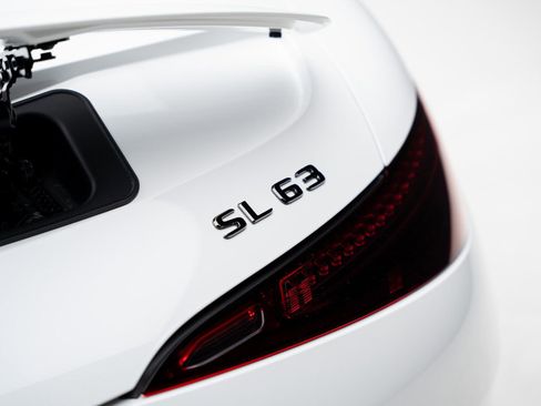 Used 2022 Mercedes-Benz SL 63 AMG 4MATIC image 34