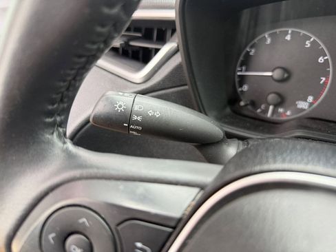 Used 2023 Toyota Corolla Cross LE image 19