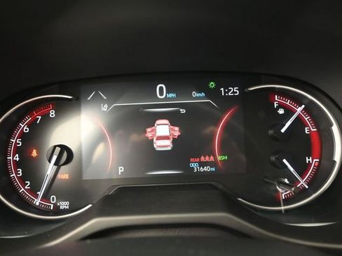 Used 2023 Toyota RAV4 XLE w/ Convenience Package FWD image 10