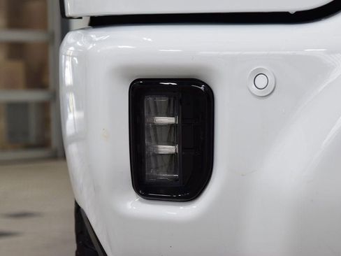 Used 2024 Chevrolet Silverado 3500 High Country w/ Technology Package AWD/4WD image 14