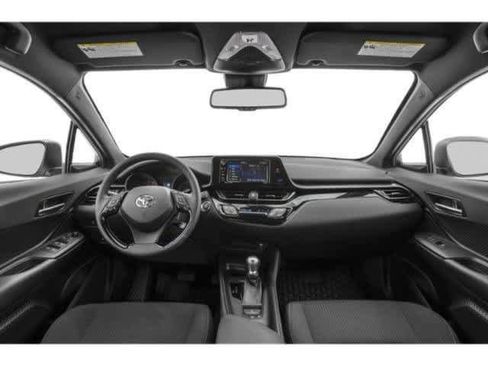 Used 2019 Toyota C-HR LE image 4