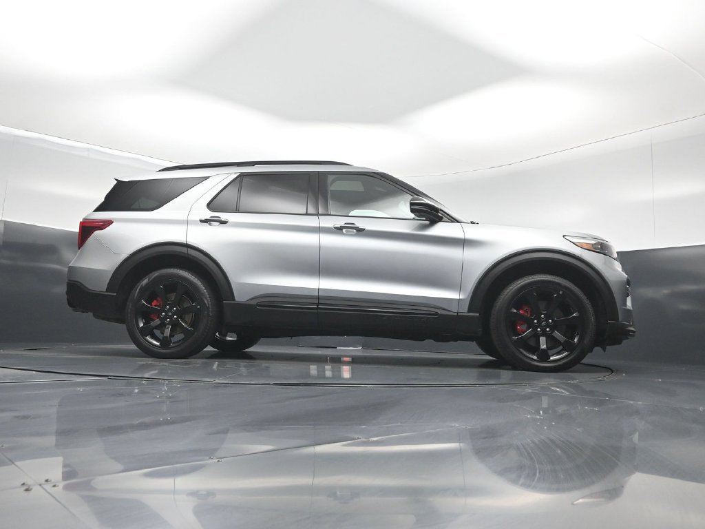 Used 2023 Ford Explorer ST w/ Equipment Group 401A AWD/4WD image 46