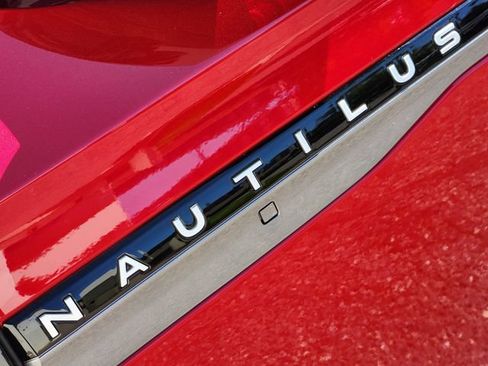 New 2026 Lincoln Nautilus Reserve AWD/4WD image 16