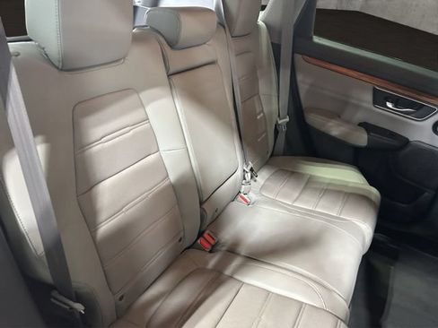 Used 2017 Honda CR-V Touring image 31