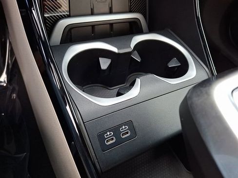 Certified 2025 BMW X1 xDrive28i w/ Premium Package image 18