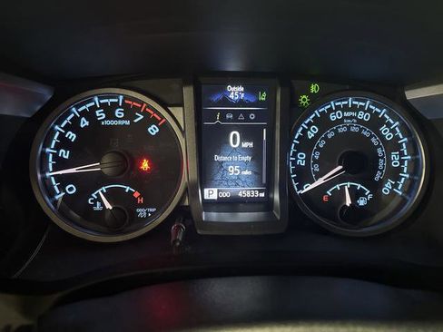 Used 2022 Toyota Tacoma SR5 image 15