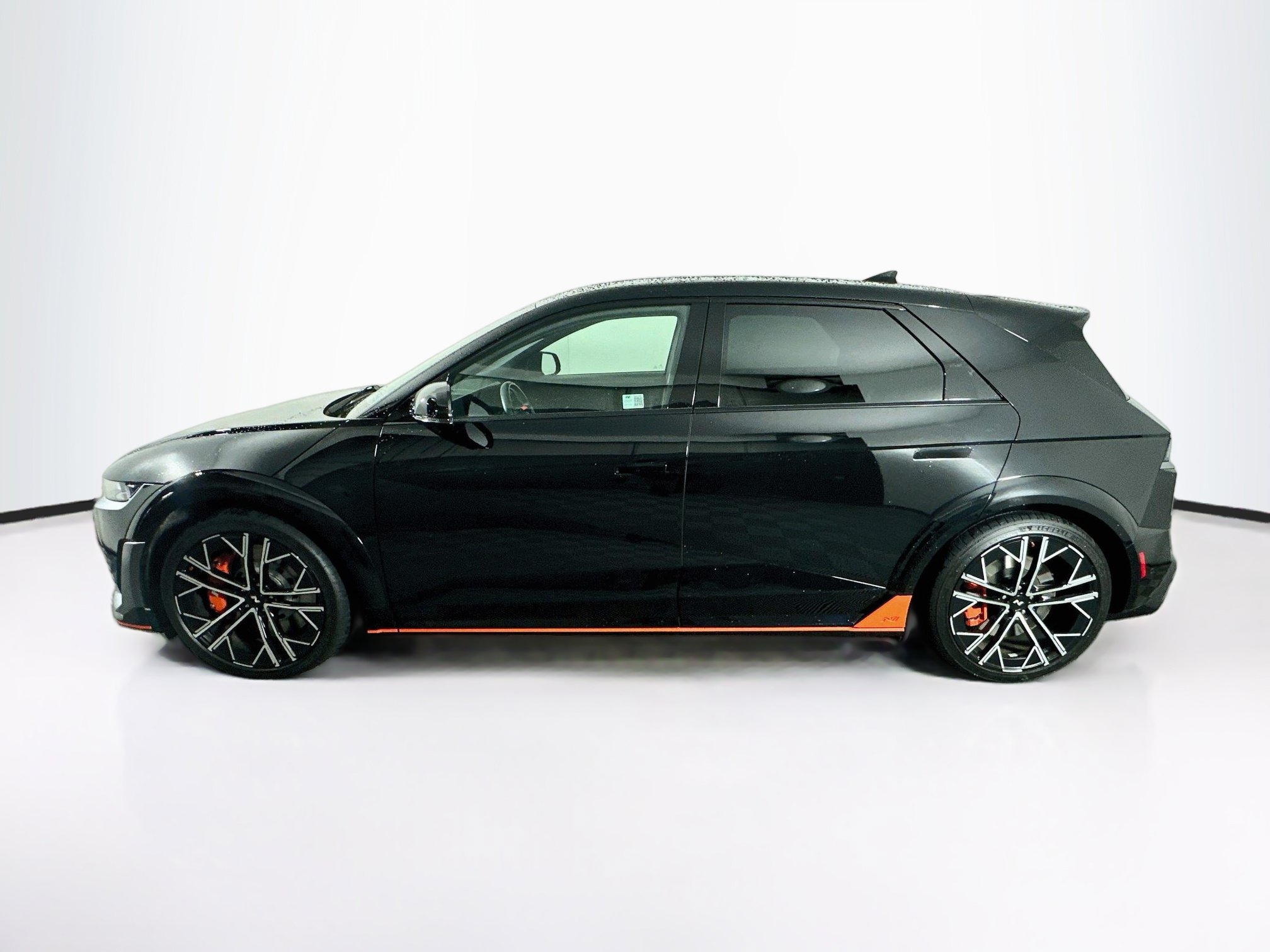 Used 2025 Hyundai Ioniq 5 N AWD/4WD image 4