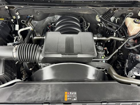 Used 2022 Chevrolet Silverado 2500 LT w/ Convenience Package image 21