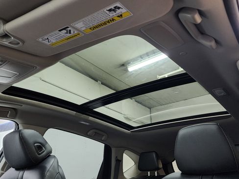 Certified 2025 Acura RDX SH-AWD w/ Technology Package image 25