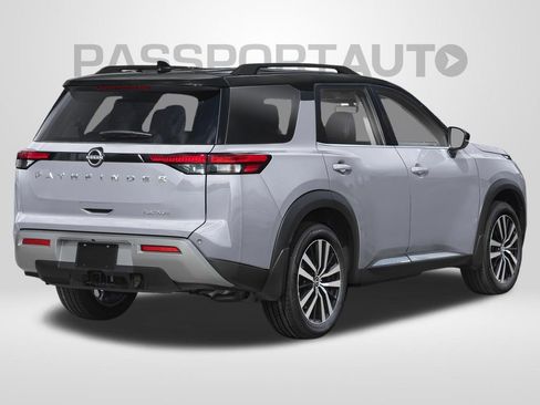 Used 2024 Nissan Pathfinder Platinum w/ Cargo Package AWD/4WD image 5