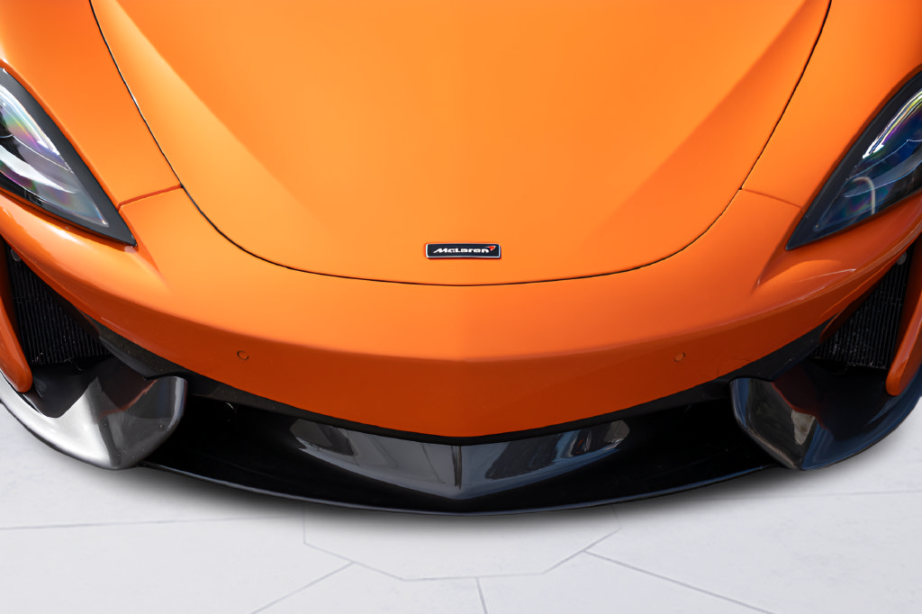 Used 2018 McLaren 570S Spider RWD image 21