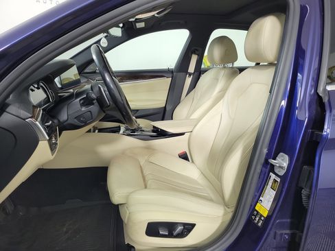 Used 2018 BMW 530i xDrive image 9