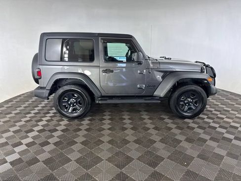 Used 2021 Jeep Wrangler Sport AWD/4WD image 6