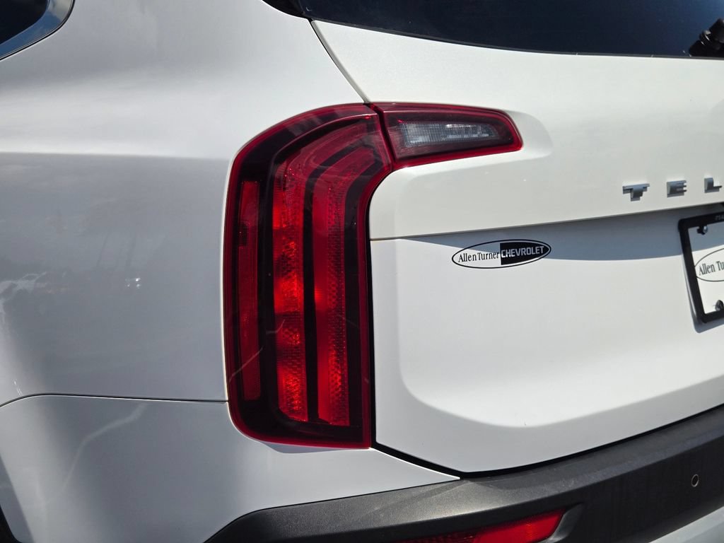 Used 2022 Kia Telluride LX FWD image 9